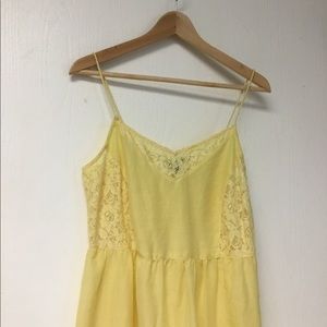 Yellow midi dress with lace detail